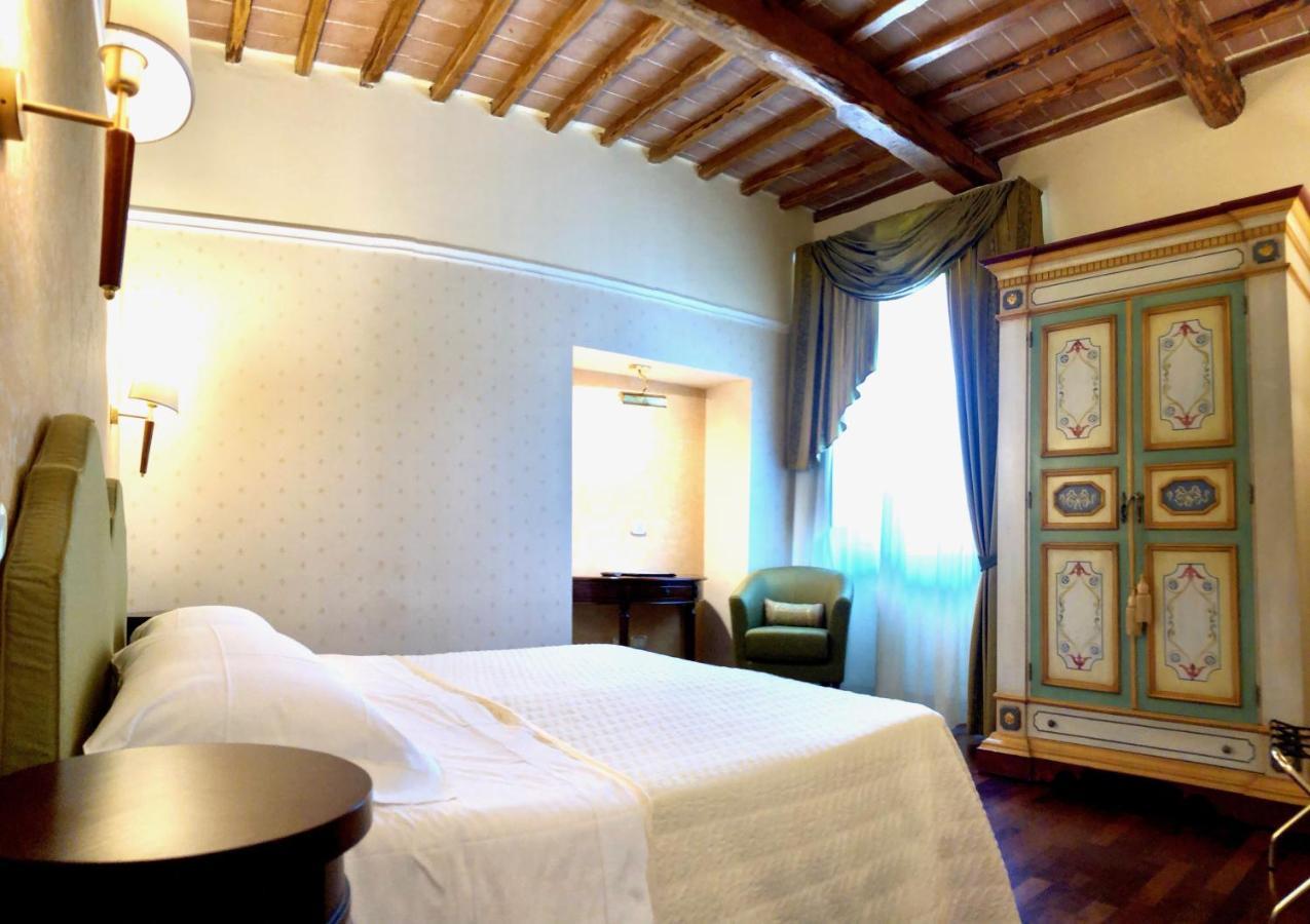 Hotel Assisi Parco Dei Cavalieri Petrignano Extérieur photo